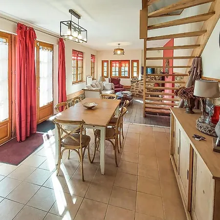 Ferienhaus Lovely In Sur *